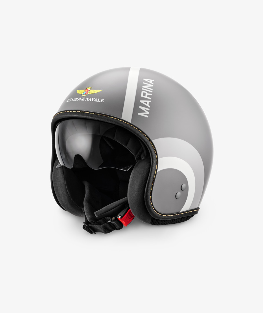 What is a jet helmet clearance