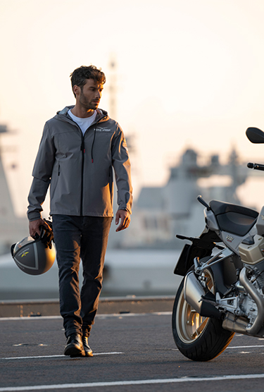 Abbigliamento aviazione navale sale